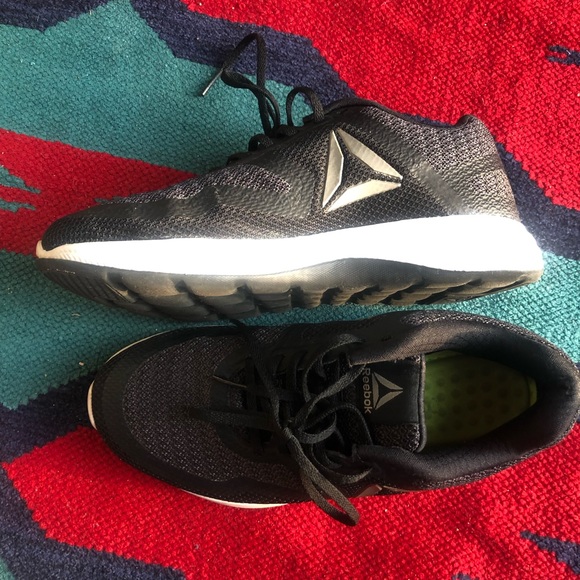 Reebok’s Womens shoes size 6 US - Picture 5 of 5